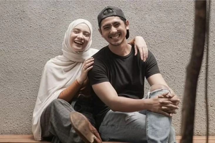 Arya Saloka dan Putri...