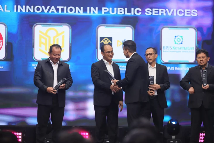 Kementerian Hukum Raih...