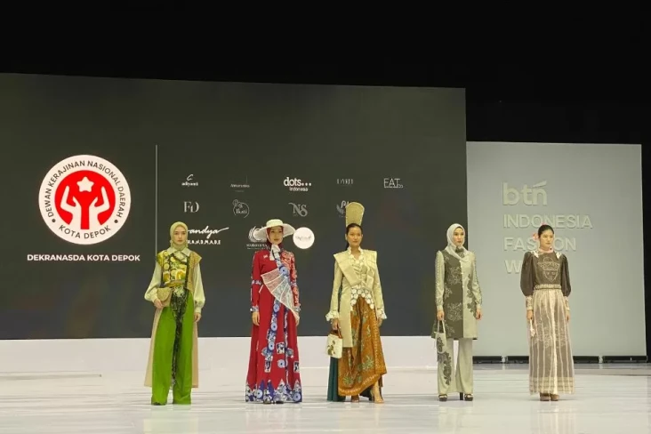 Wastra Depok Tampil...