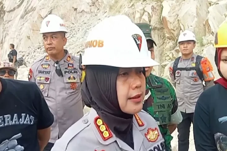 Polresta Cirebon Periksa...