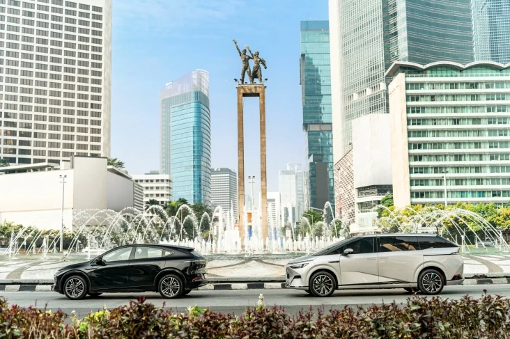 XPENG Buka Keran Pemesanan...