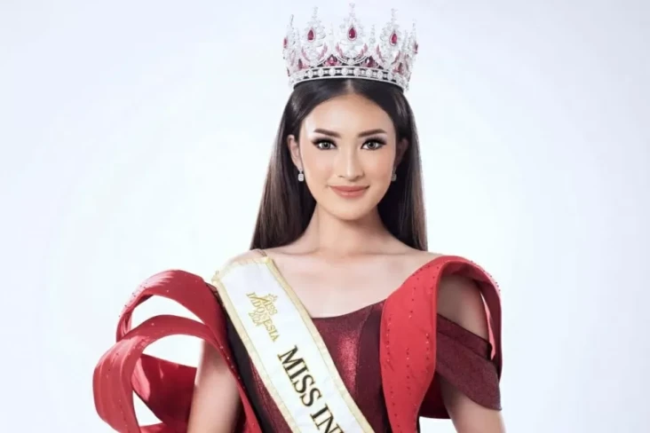 Daftar 40 Besar Miss...