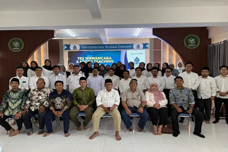 Pendaftar Calon Dosen...