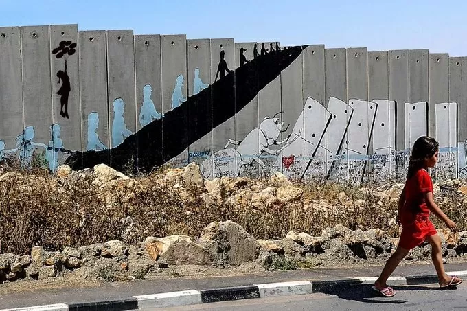 Israel Larang Menteri...