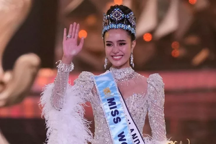 7 Potret Cantik Opal...