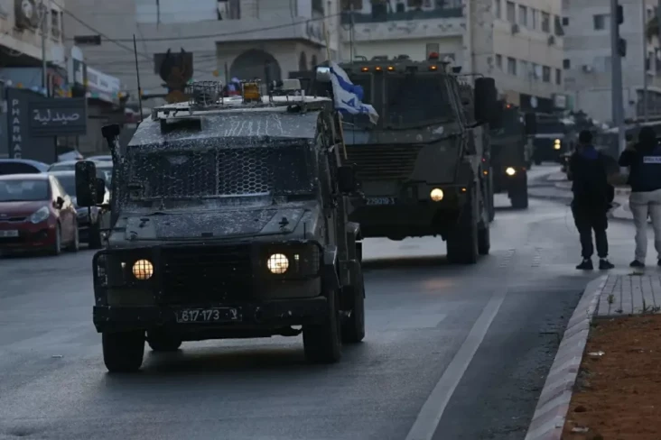Kendaraan Militer Israel...