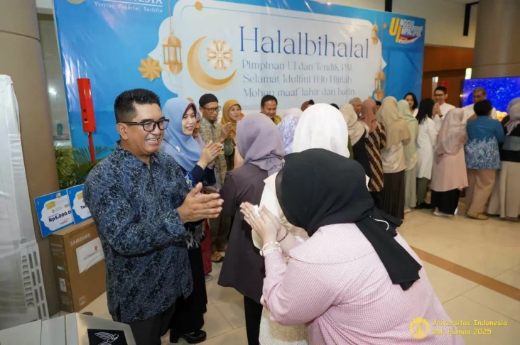 Rektor UI Gratiskan...