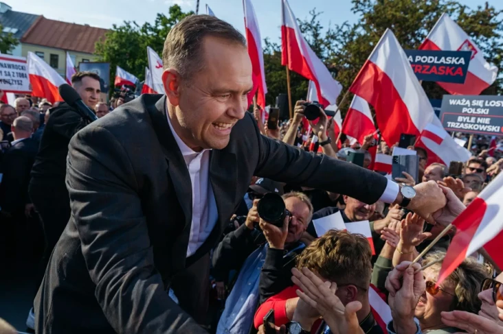 Politikus Konservatif...