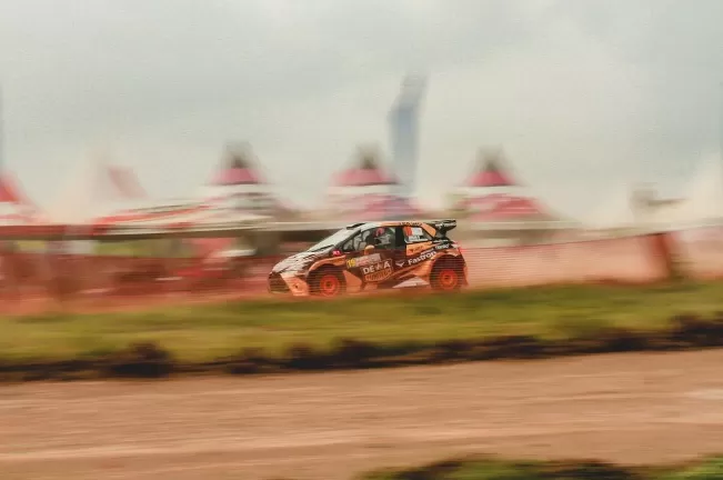 Dewa United Motorsport...