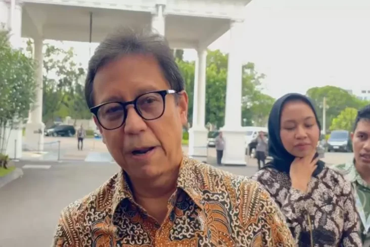 Prabowo Panggil Menkes...