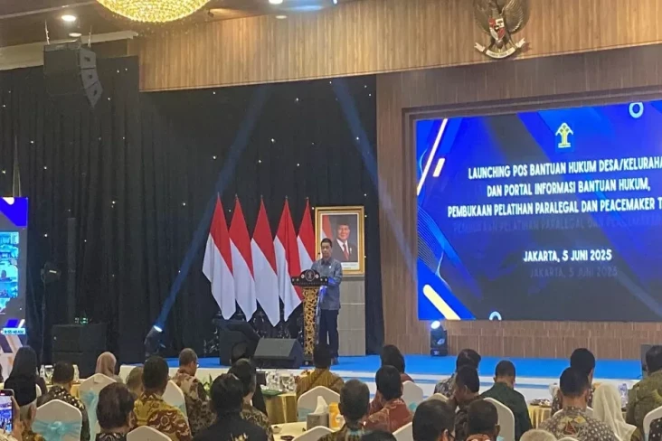 Pejabat Harus Majukan...