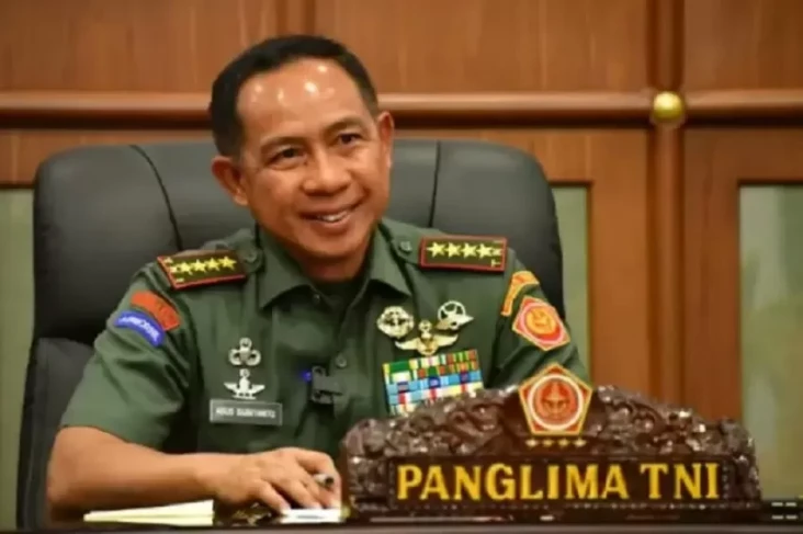 4 Marsda TNI AU Naik...