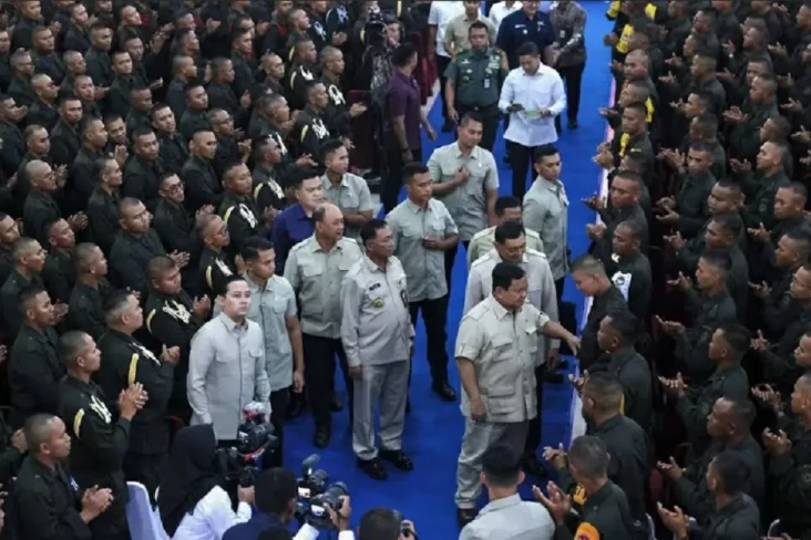 Prabowo Beri Arahan...