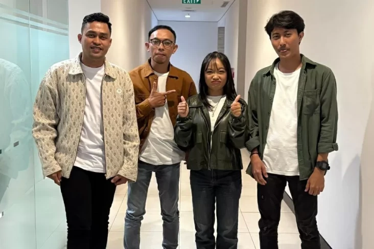 Terbit Dari Selatan,...