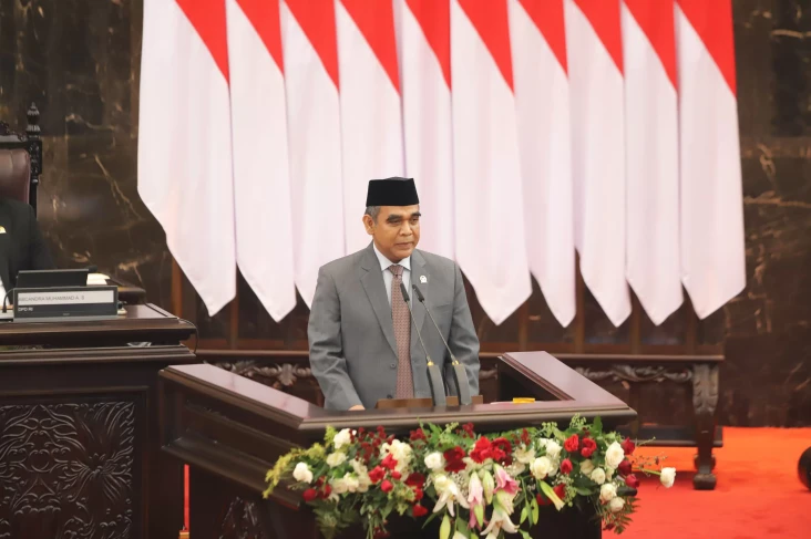 Ketua MPR Belum Melihat...