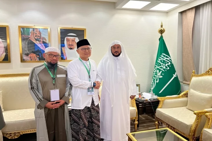 Bertemu Menteri Haji...