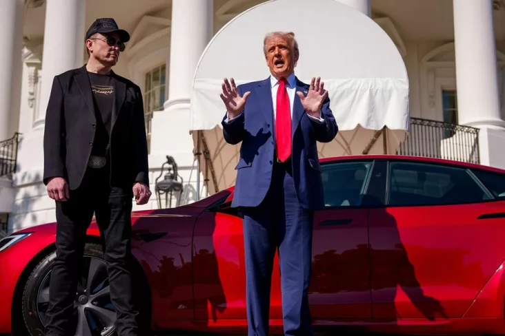Konflik dengan Trump...