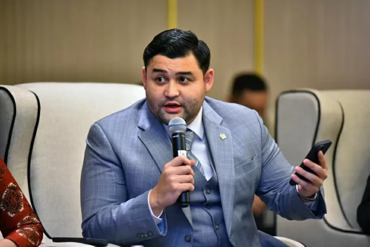 DPR Nilai Pencabutan...