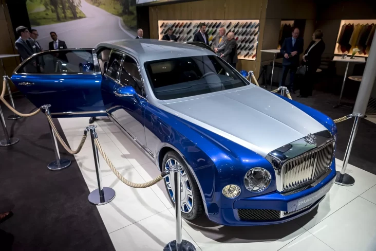 Cuma Ada 12 Unit, Bentley...