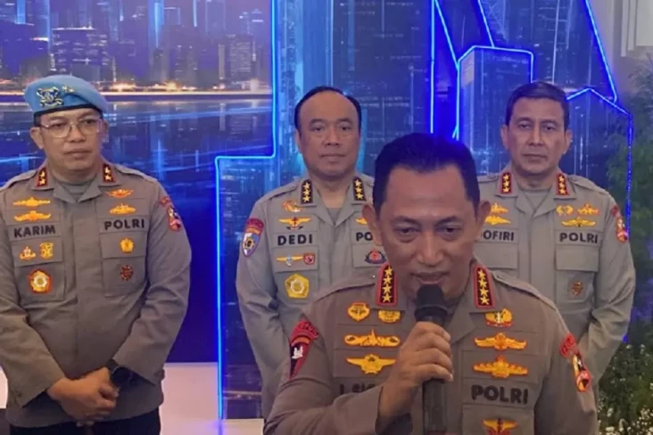 Selidiki Izin Tambang...