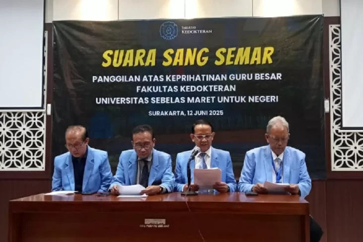 Para Guru Besar FK UNS...