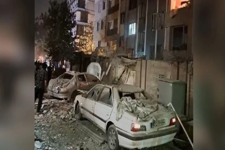 Israel Bombardir Iran,...