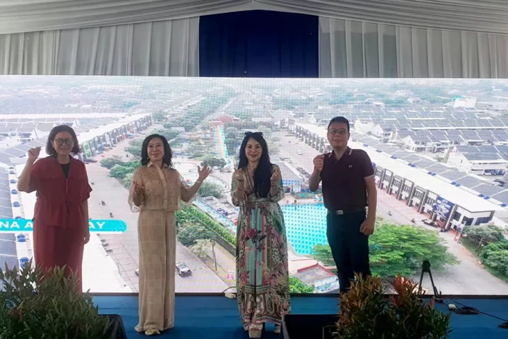 Aryana Karawaci Luncurkan...