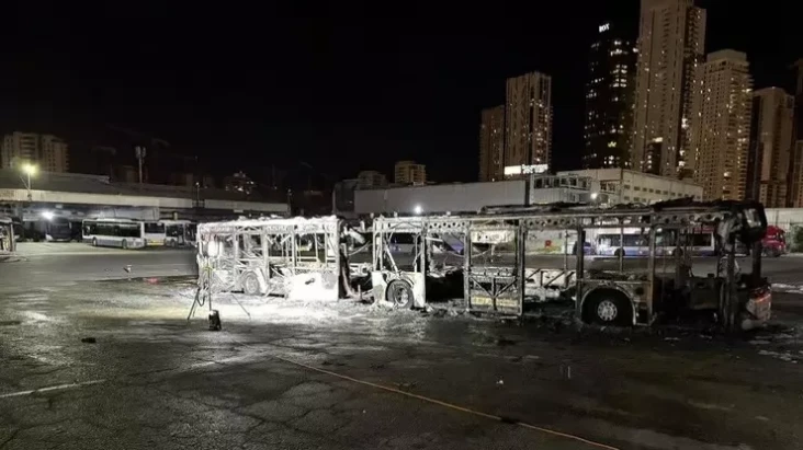 Israel Dibombardir Iran,...