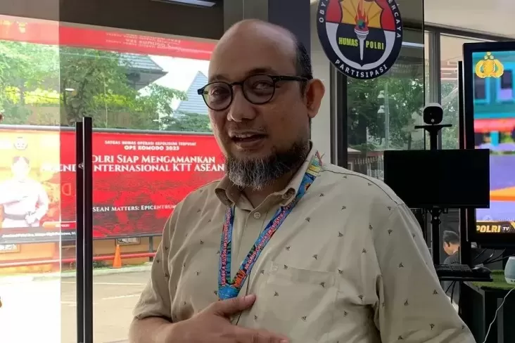 Kapolri Tunjuk Novel...