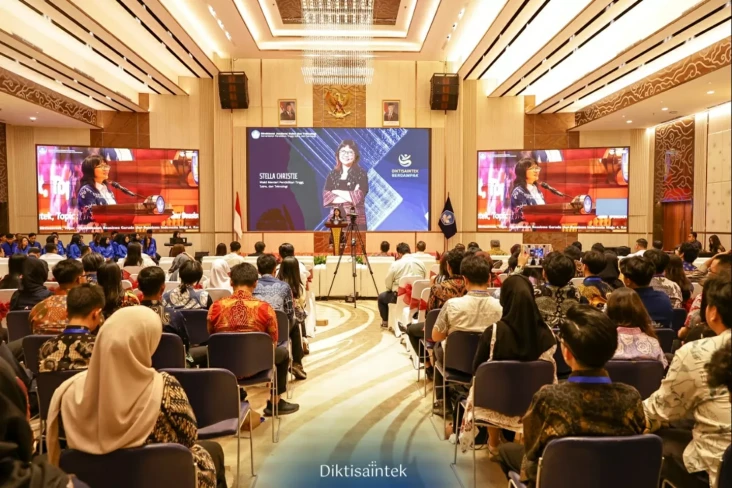 337 Mahasiswa Raih Beasiswa,...