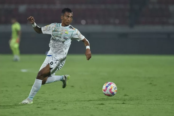 Robi Darwis Siap Balas...