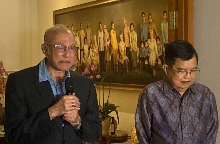 Mantan Perdana Menteri...