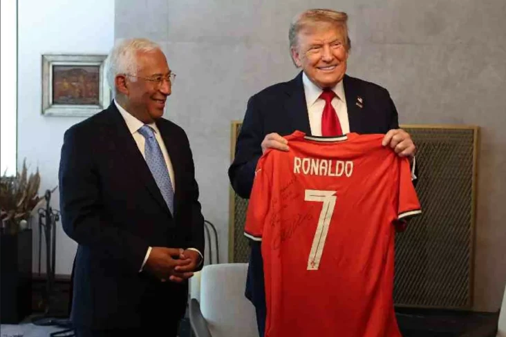Cristiano Ronaldo Bikin...
