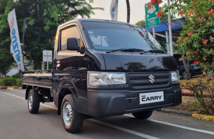 Saat Pasar Mobil Terseok-seok,...