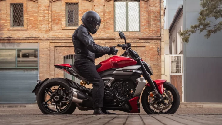 Ducati XDiavel V4 Diluncurkan,...