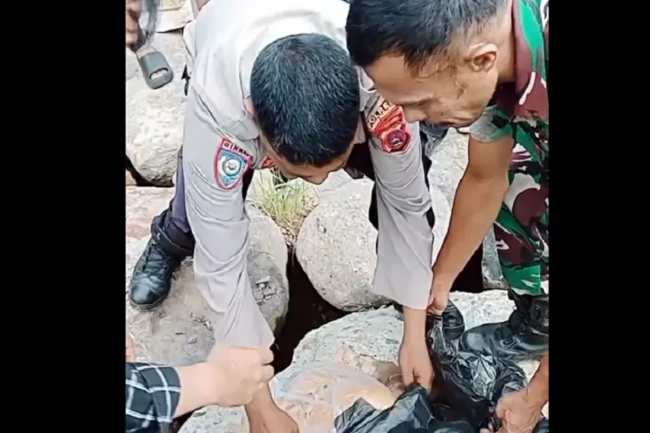 Potongan Paha Manusia...
