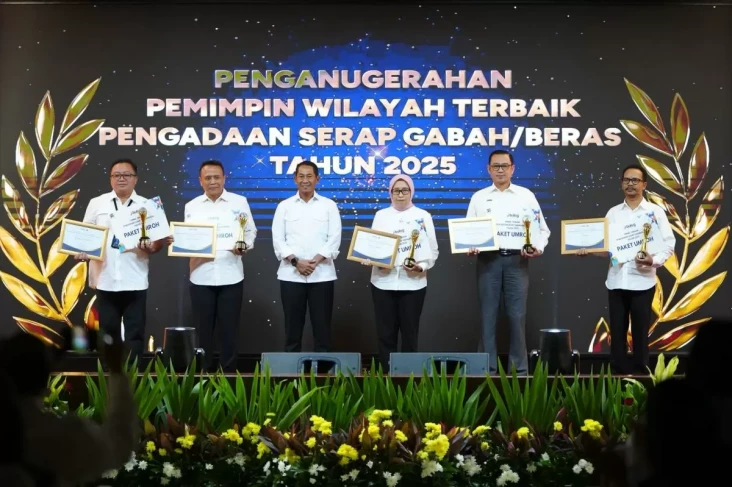 HUT Ke-58 BULOG: Syukuran...