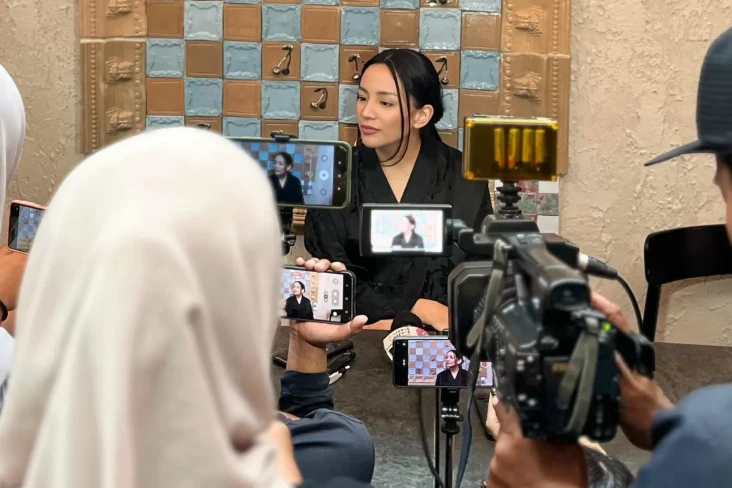 Kembali Mewarnai Kancah...