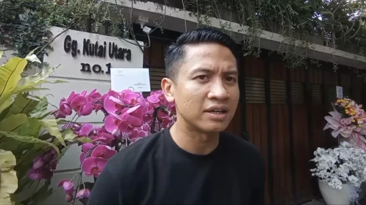 Jokowi Dapat 101 Karangan...