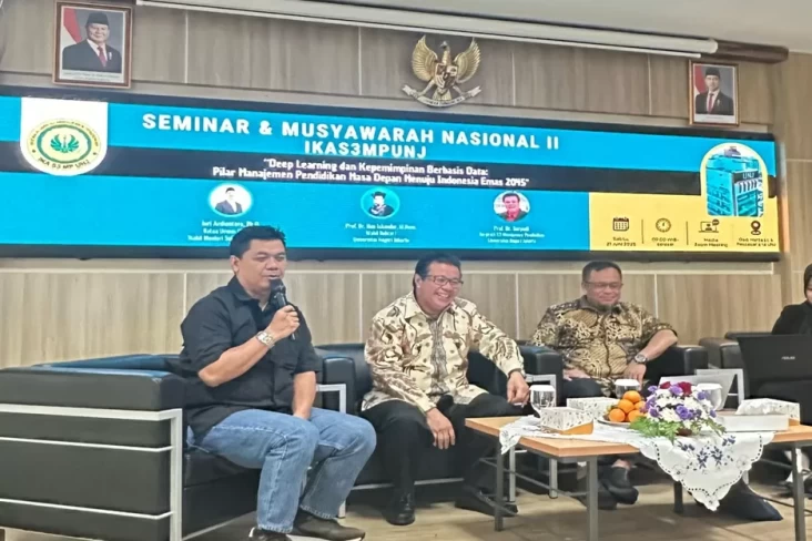 Deep Learning dan Kepemimpinan...