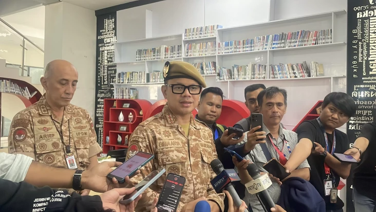 10 Kepala Daerah Dapat...