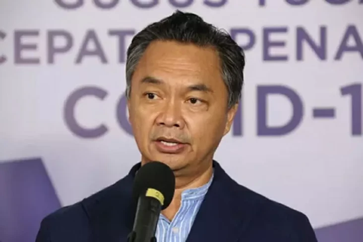 Dunia Dihantui Perang,...