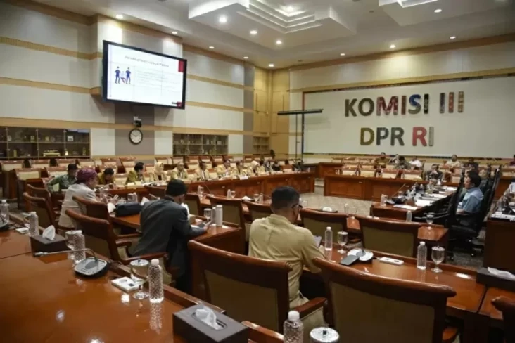Peraja Apresiasi Komisi...