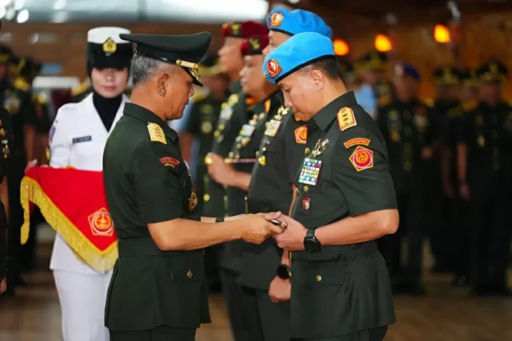 Mayjen TNI Edwin Sumantha...