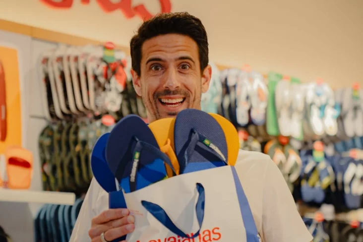 Havaianas Gandeng Lucas...