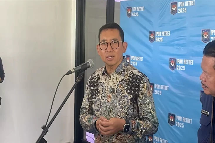 Penulisan Ulang Sejarah...