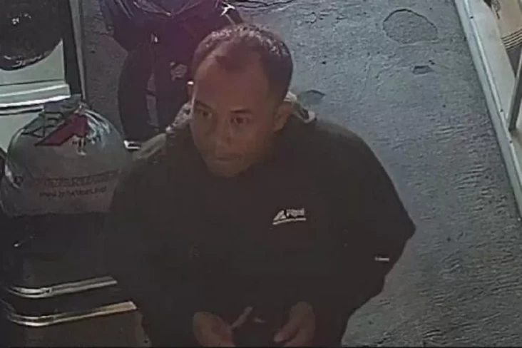 Oknum Polisi Tepergok...