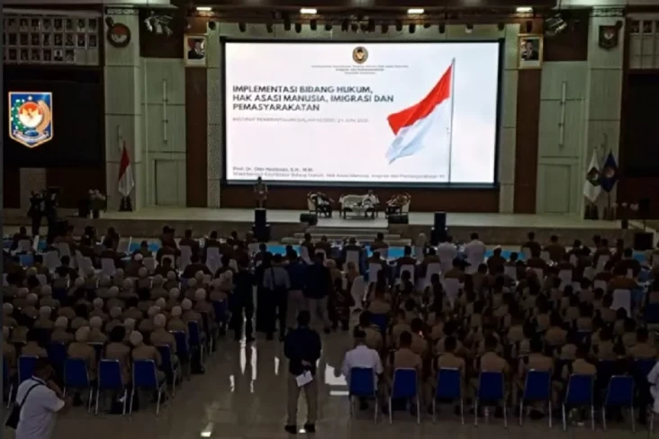 Disiplin! 2 Lagu Diputar...
