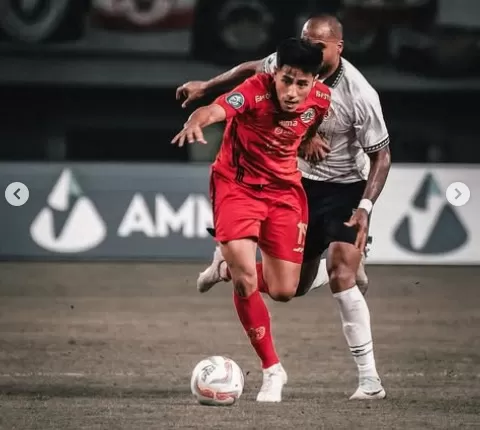 Persija Perpanjang Kontrak...