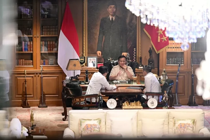 Prabowo Subianto Ditelepon...